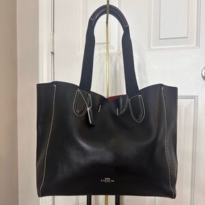 Coach Derby Black Pebbled Leather Tote – Burgundy/Red Interior